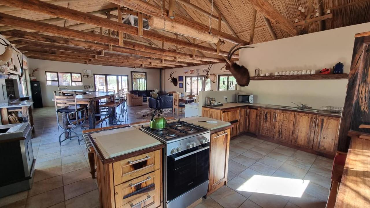 Zoutpanputs Game Lodge Askham ภายนอก รูปภาพ