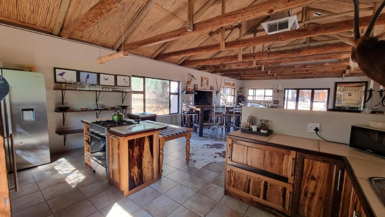 Zoutpanputs Game Lodge Askham ภายนอก รูปภาพ